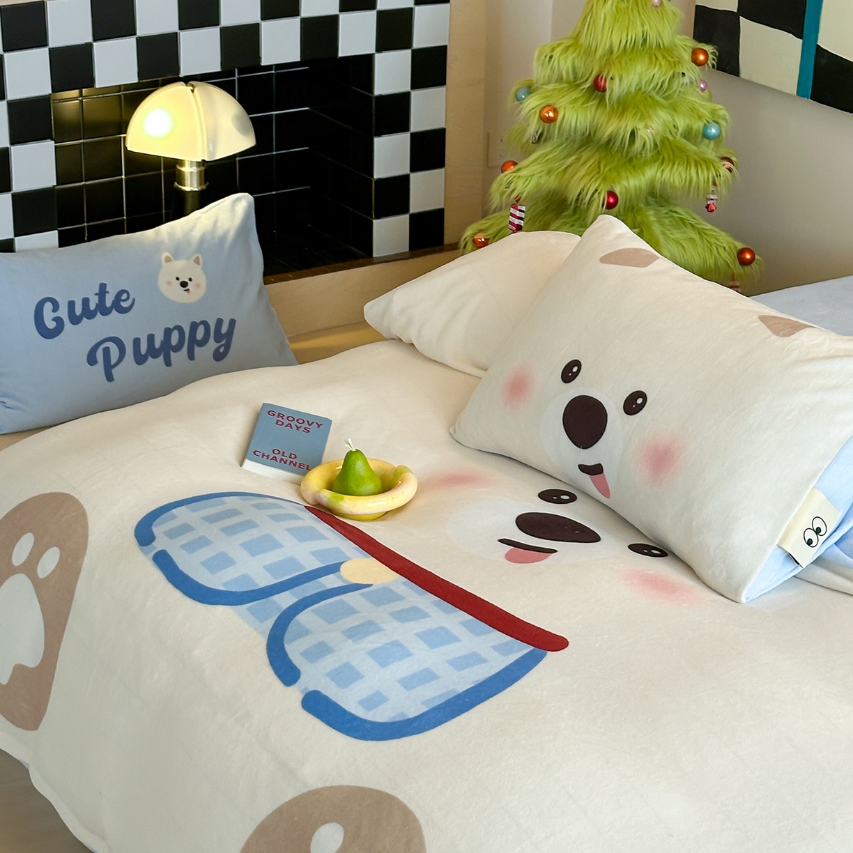 91家纺网 家纺一手货源 找家纺 桃子家居 2025新品A类ins博主大版卡通数码印花加厚牛奶绒系列四件套 绒大版-萌萌西高地