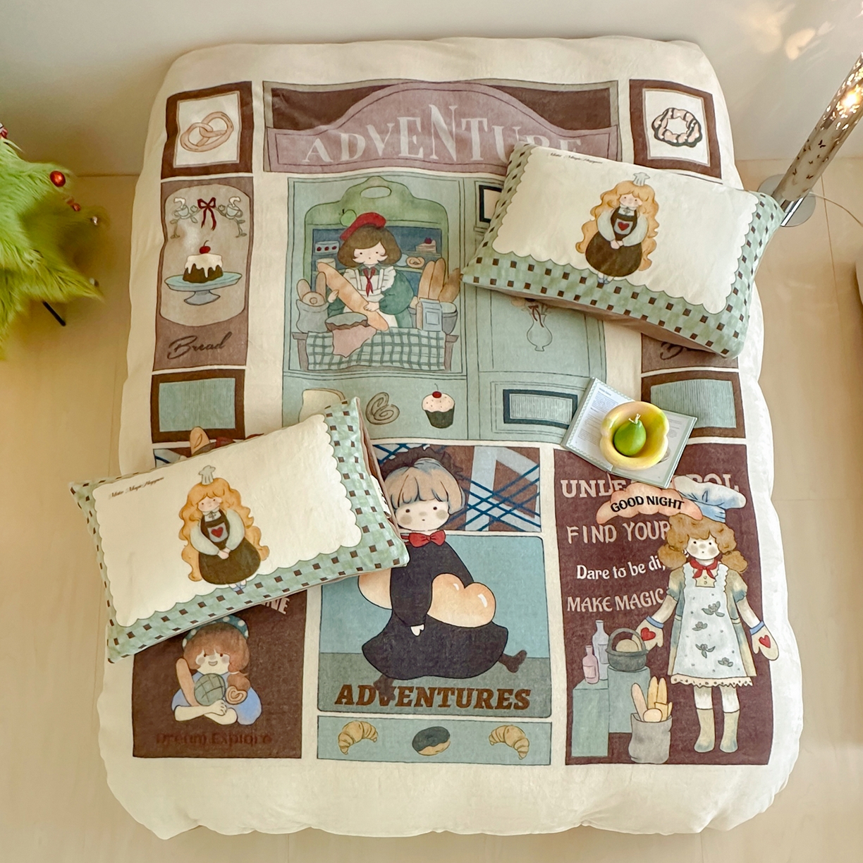 91家纺网 家纺一手货源 找家纺 桃子家居 2025新品A类ins博主大版卡通数码印花加厚牛奶绒系列四件套 绒大版-辛德女孩