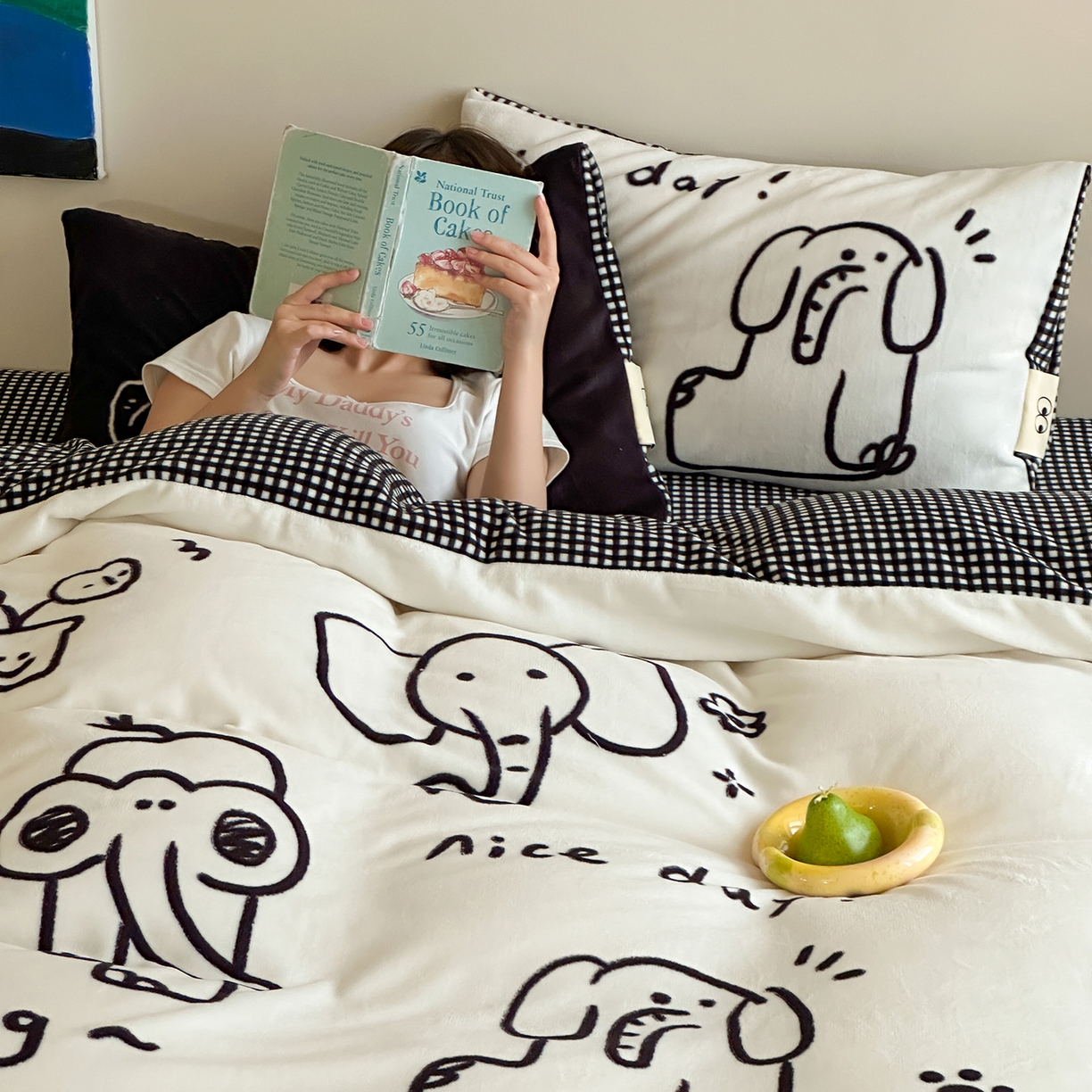 91家纺网 家纺一手货源 找家纺 桃子家居 2025新品A类ins博主大版卡通数码印花加厚牛奶绒系列四件套 绒大版-涂鸦象