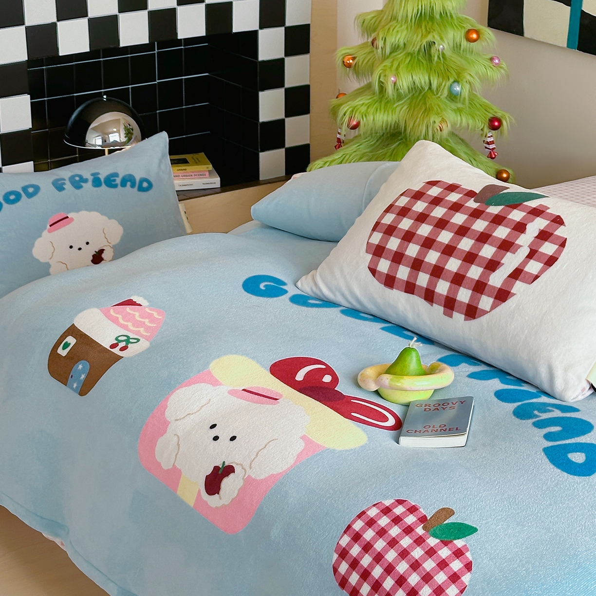 91家纺网 家纺一手货源 找家纺 桃子家居 2025新品A类ins博主大版卡通数码印花加厚牛奶绒系列四件套 绒大版-奶油甜心
