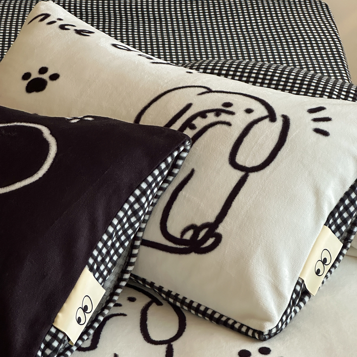 91家纺网 家纺一手货源 找家纺 桃子家居 2025新品A类ins博主大版卡通数码印花加厚牛奶绒系列四件套 绒大版-涂鸦象