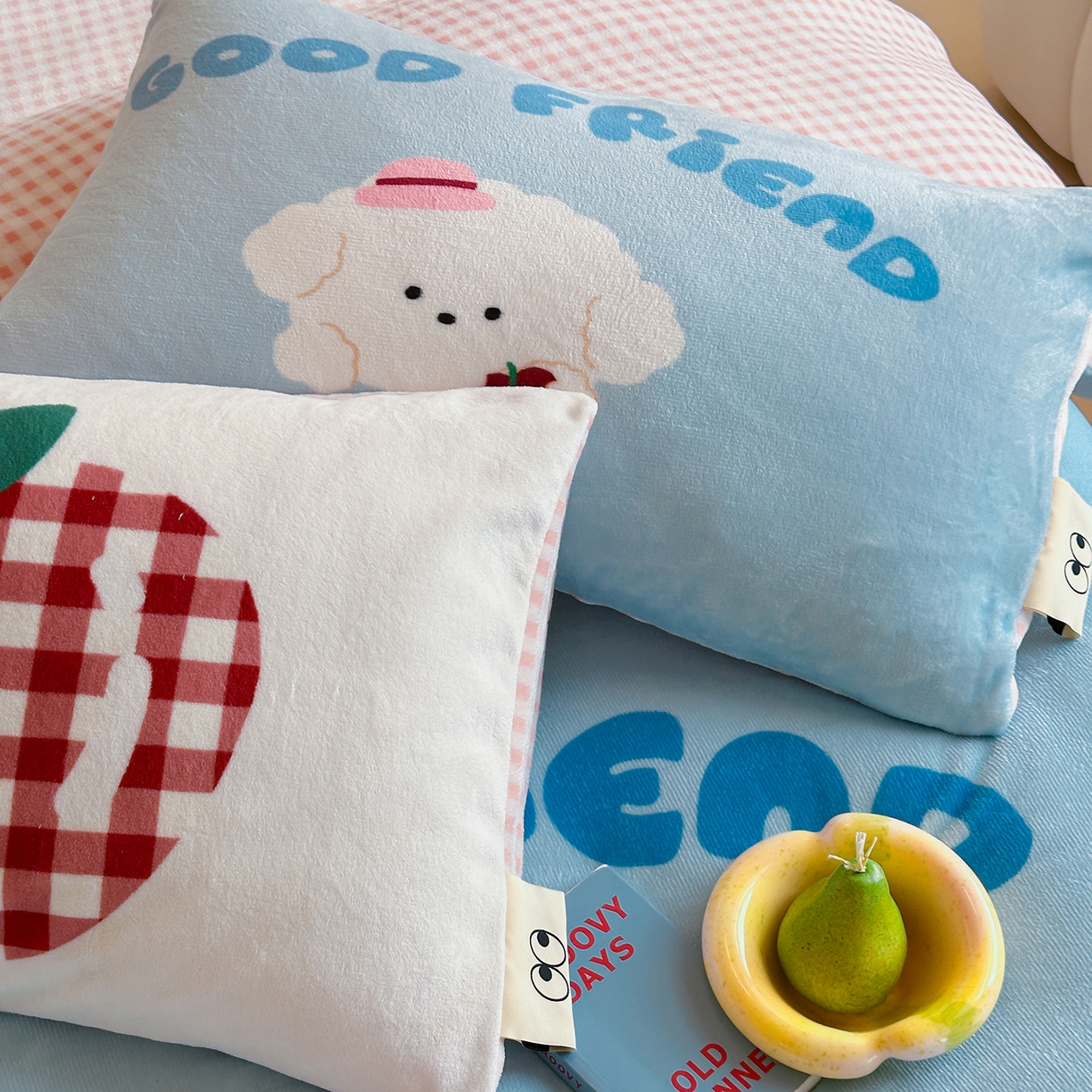 91家纺网 家纺一手货源 找家纺 桃子家居 2025新品A类ins博主大版卡通数码印花加厚牛奶绒系列四件套 绒大版-奶油甜心