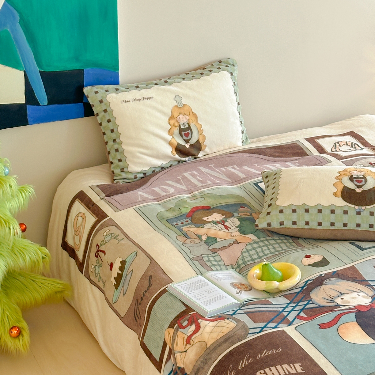 91家纺网 家纺一手货源 找家纺 桃子家居 2025新品A类ins博主大版卡通数码印花加厚牛奶绒系列四件套 绒大版-辛德女孩