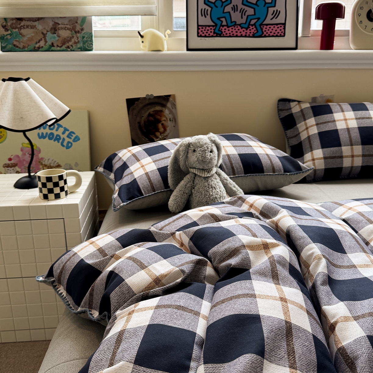 91家纺网 家纺一手货源 找家纺 慕尚家纺 2025新款磨毛三角针套件四件套 磨毛三角针-英式黑灰格