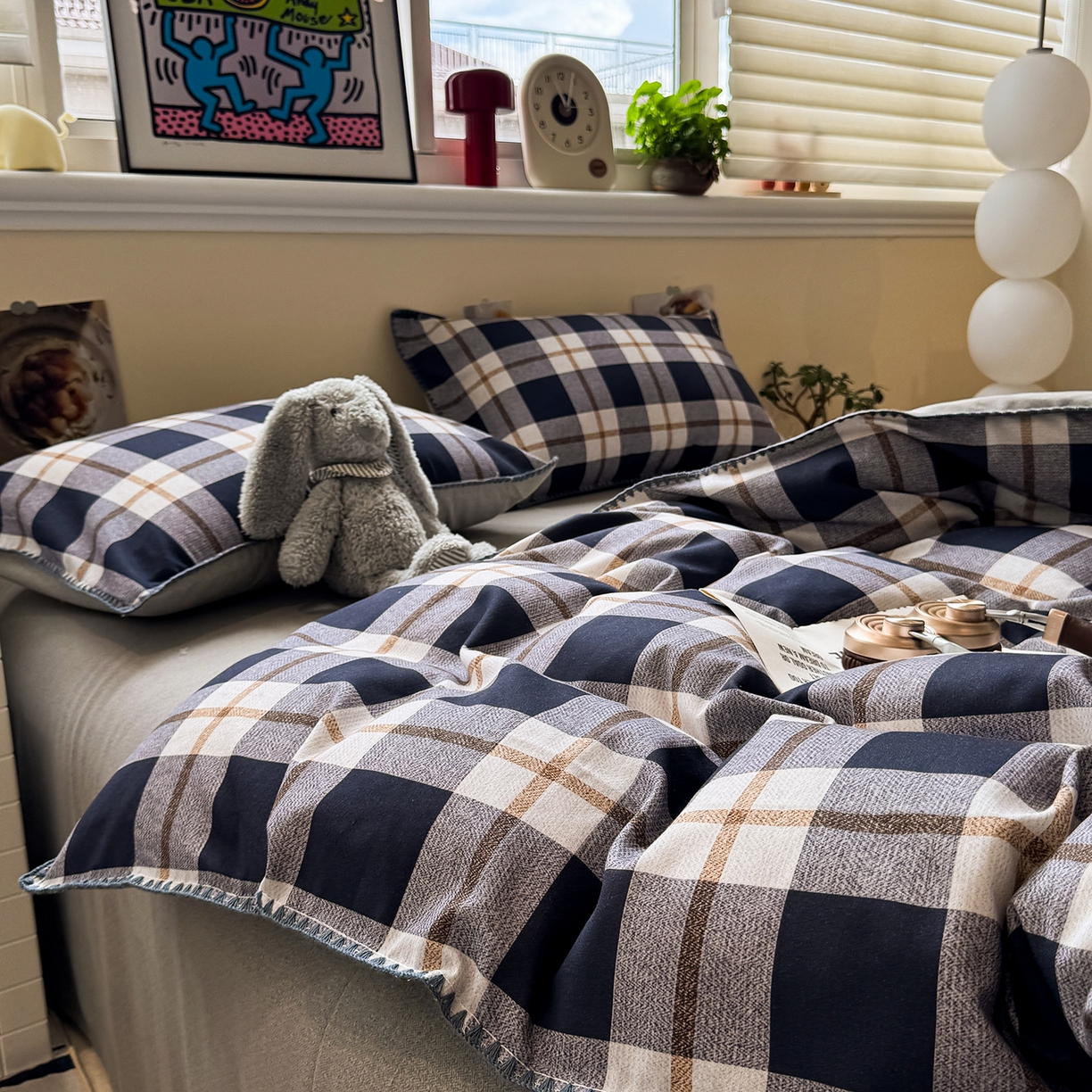 91家纺网 家纺一手货源 找家纺 慕尚家纺 2025新款磨毛三角针套件四件套 磨毛三角针-英式黑灰格