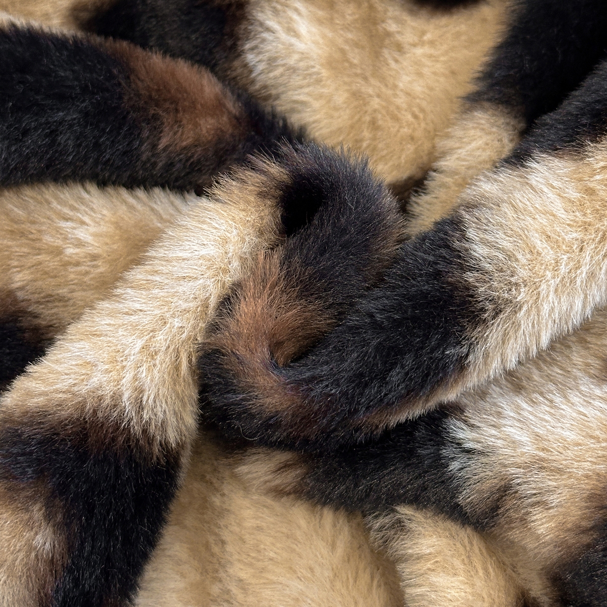 91家纺网 家纺一手货源 找家纺 民新家纺 2025新款兔毛绒包边款四件套 舞蝶-咖