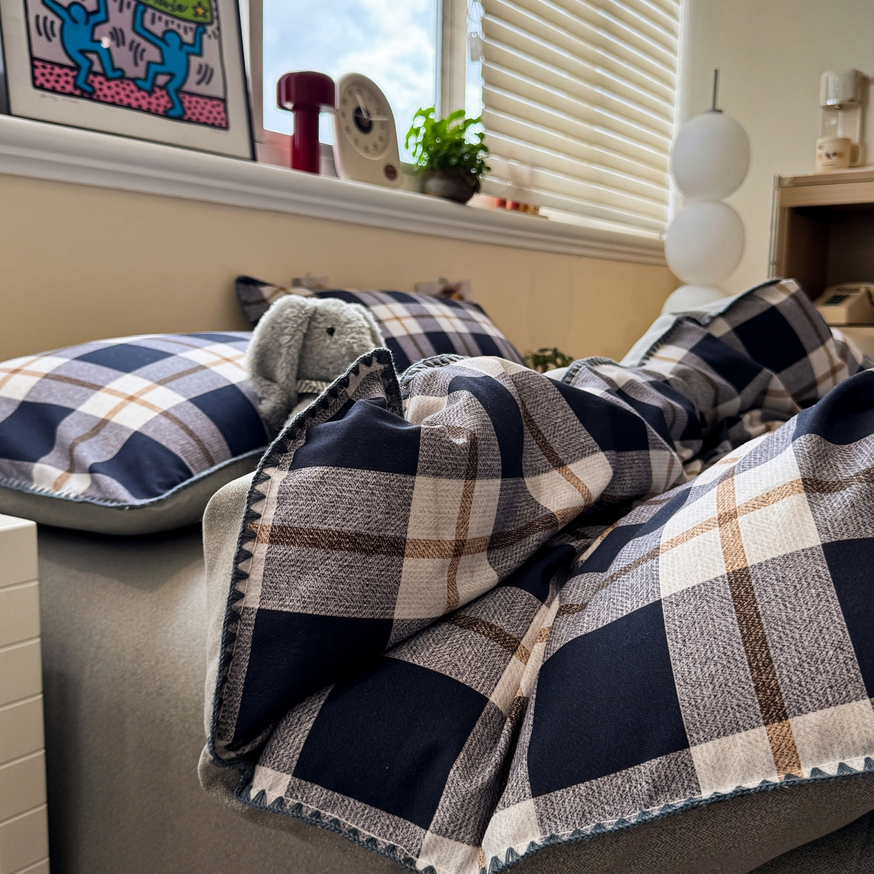 91家纺网 家纺一手货源 找家纺 慕尚家纺 2025新款磨毛三角针套件四件套 磨毛三角针-英式黑灰格