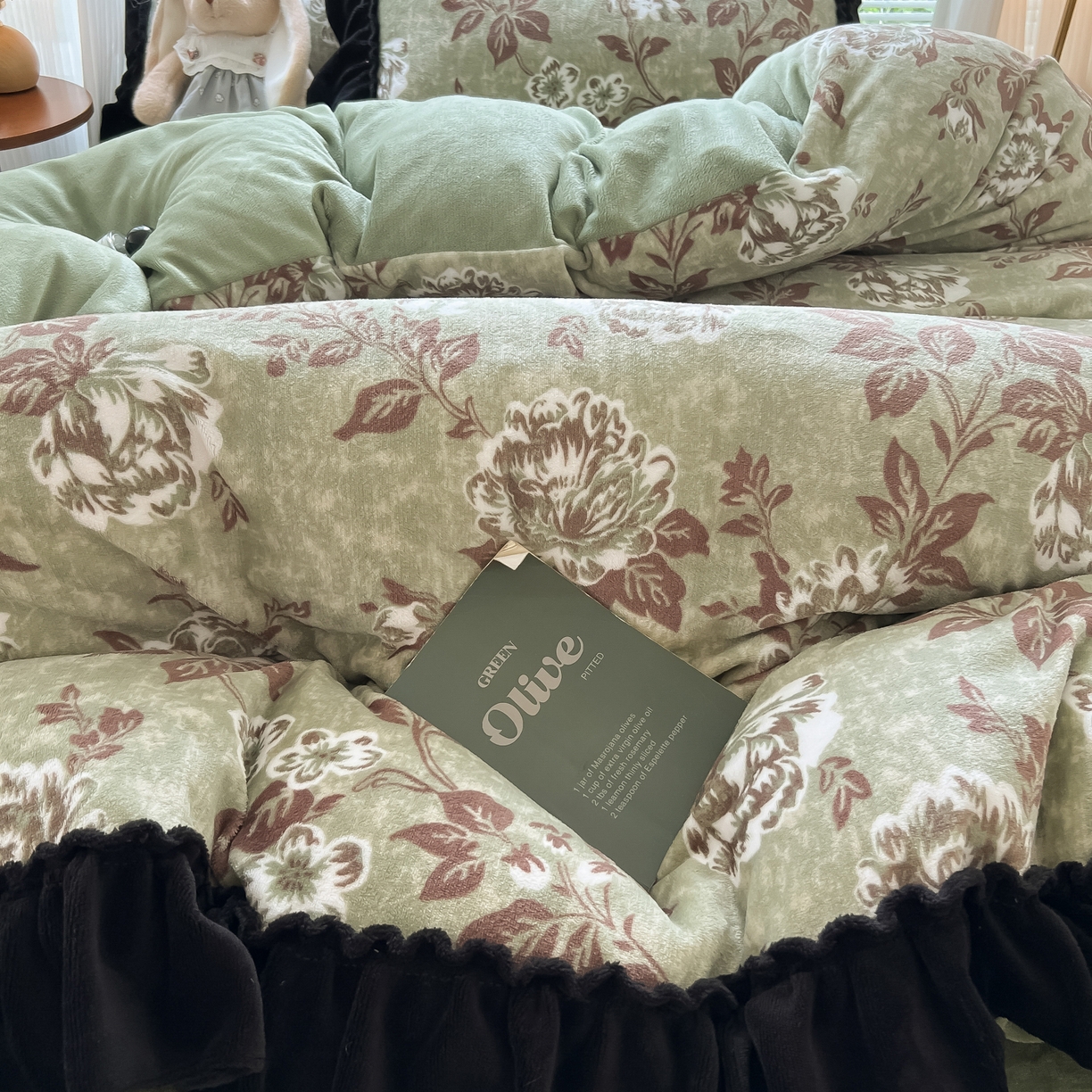 91家纺网 家纺一手货源 找家纺 韩都家居 2025新款法式花边印花牛奶绒四件套 忘忧