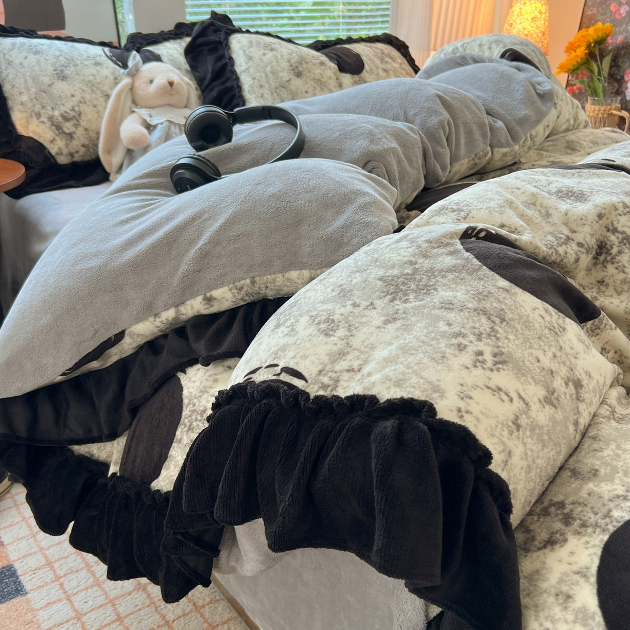 91家纺网 家纺一手货源 找家纺 韩都家居 2025新款法式花边印花牛奶绒四件套 艺境