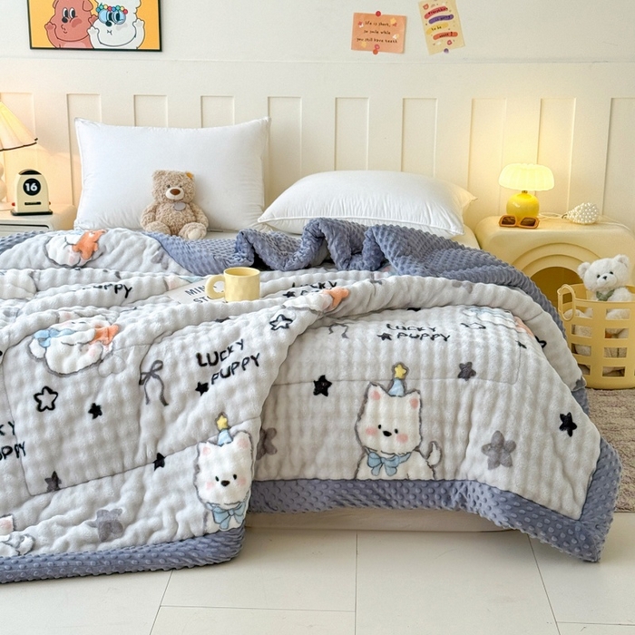 91家纺网 家纺一手货源 找家纺 （总）宜梦家居 2025新款獭兔绒三层夹棉加厚豆豆棉被子被芯