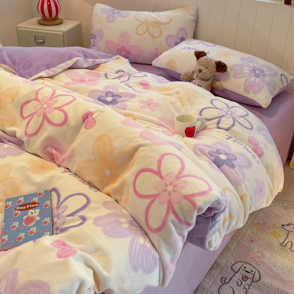 91家纺网 家纺一手货源 找家纺 佳汐蓝家纺 2025新款190克高克重牛奶绒印花四件套 花香四溢+丁香紫