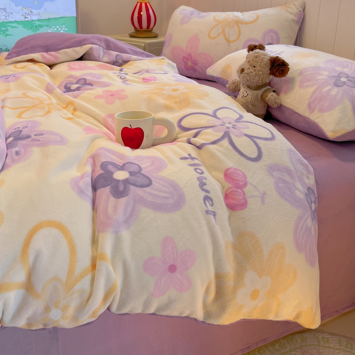 91家纺网 家纺一手货源 找家纺 佳汐蓝家纺 2025新款190克高克重牛奶绒印花四件套 花香四溢+丁香紫