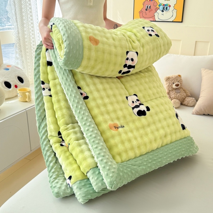 91家纺网 家纺一手货源 找家纺 （总）宜梦家居 2025新款獭兔绒三层夹棉加厚豆豆棉被子被芯