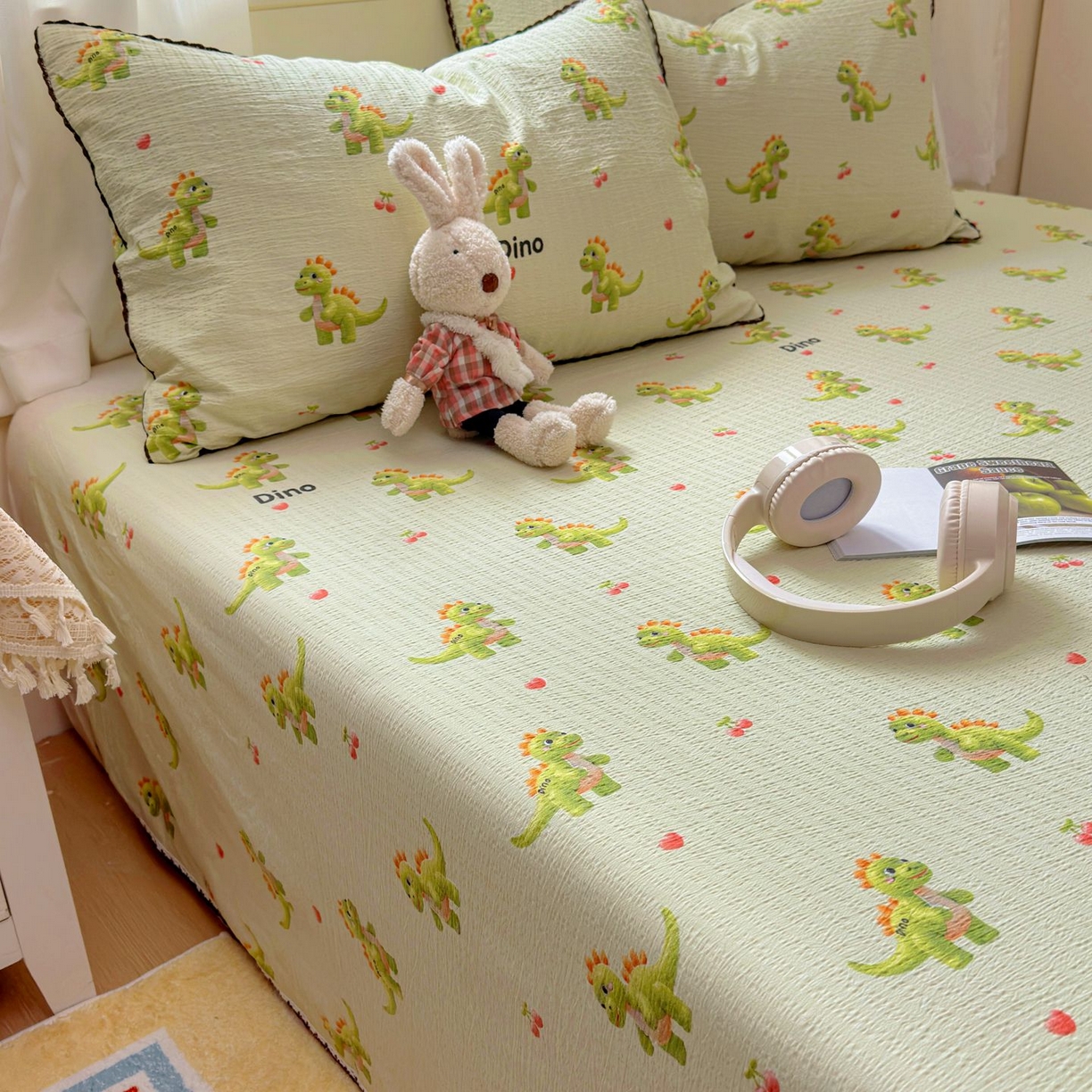 91家纺网 家纺一手货源 找家纺 优卡迪家纺馆 2025新款皱皱棉小花边床单（下载文件包含买家秀） 霸王龙