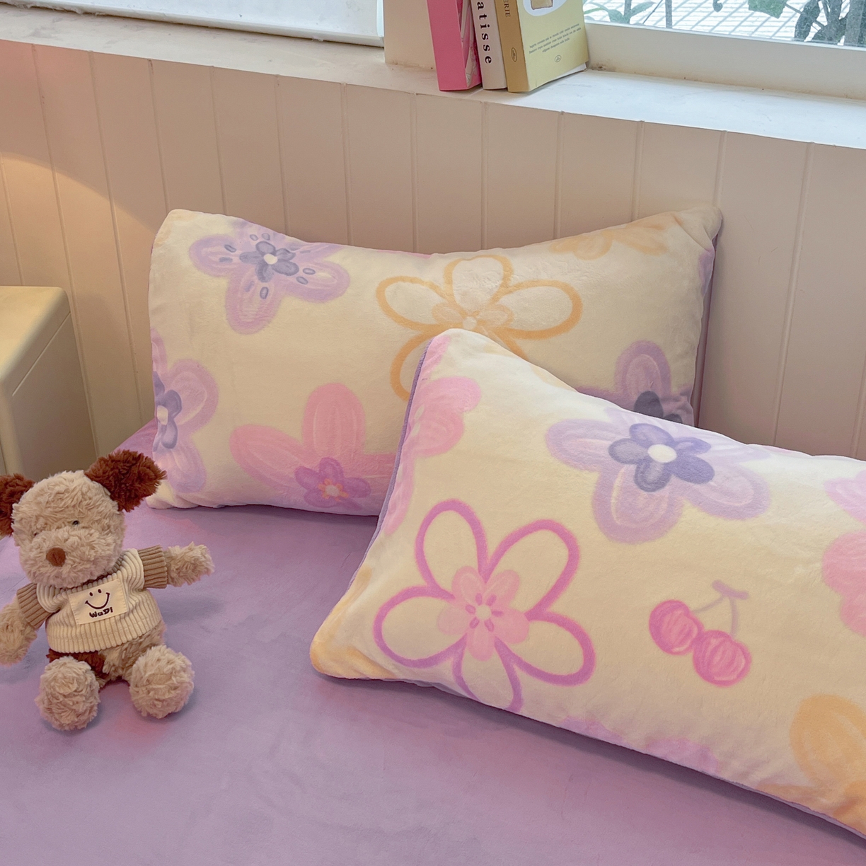 91家纺网 家纺一手货源 找家纺 佳汐蓝家纺 2025新款190克高克重牛奶绒印花四件套 花香四溢+丁香紫