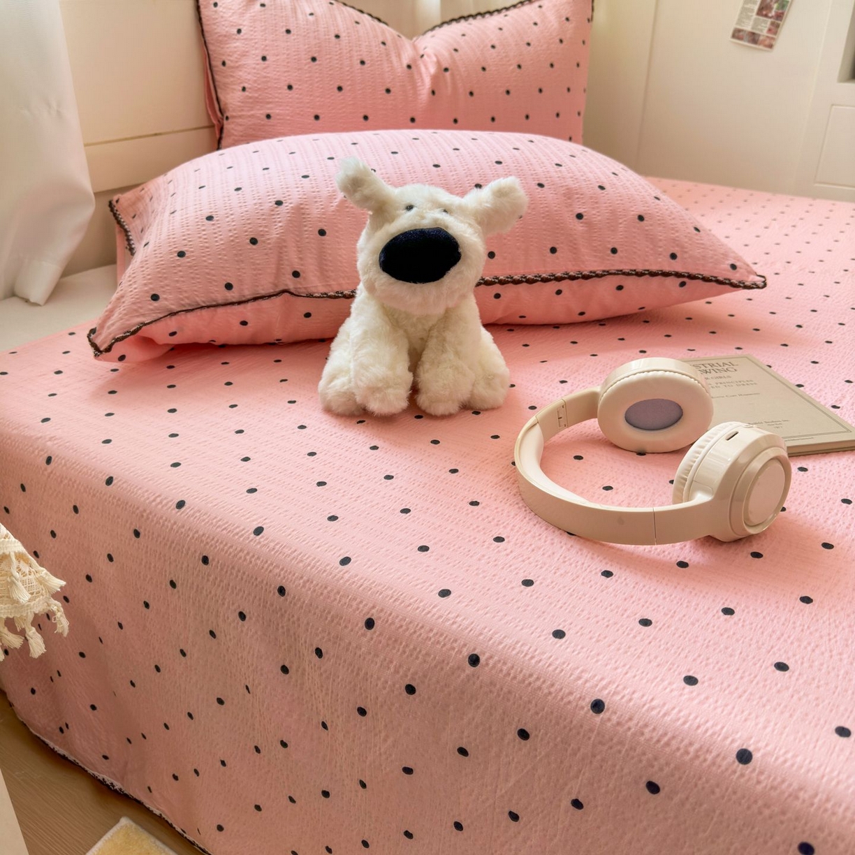 91家纺网 家纺一手货源 找家纺 优卡迪家纺馆 2025新款皱皱棉小花边床单（下载文件包含买家秀） 波点生活-粉