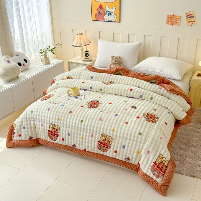 91家纺网 家纺一手货源 找家纺 宜梦家居 2025新款獭兔绒三层夹棉加厚豆豆棉被子被芯 卡皮巴拉