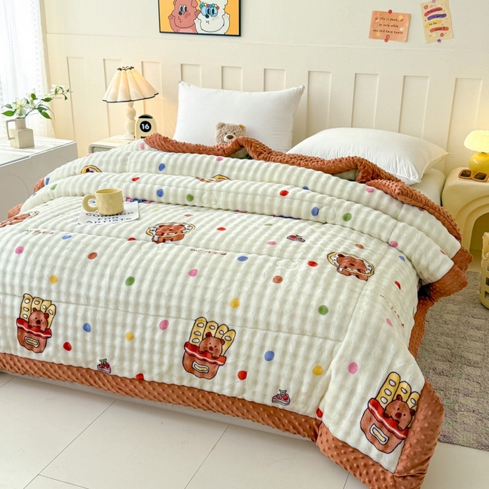 91家纺网 家纺一手货源 找家纺 宜梦家居 2025新款獭兔绒三层夹棉加厚豆豆棉被子被芯 卡皮巴拉