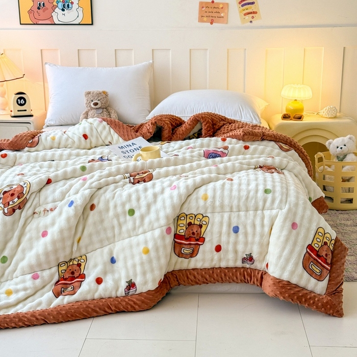 91家纺网 家纺一手货源 找家纺 宜梦家居 2025新款獭兔绒三层夹棉加厚豆豆棉被子被芯 卡皮巴拉