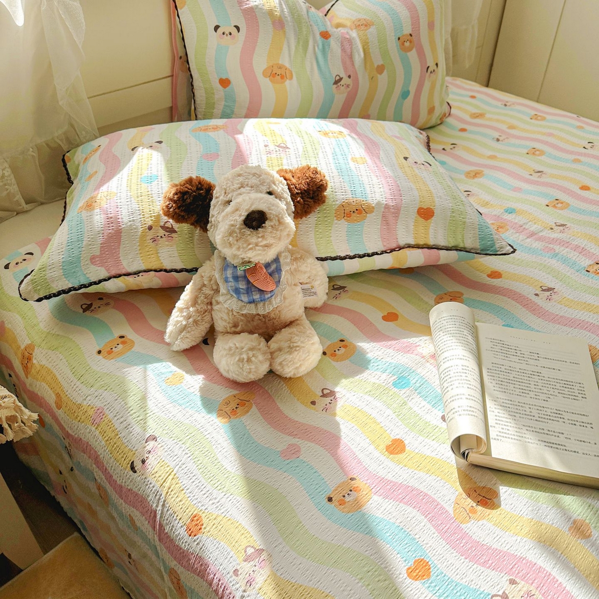 91家纺网 家纺一手货源 找家纺 优卡迪家纺馆 2025新款皱皱棉小花边床单（下载文件包含买家秀） 多彩小熊