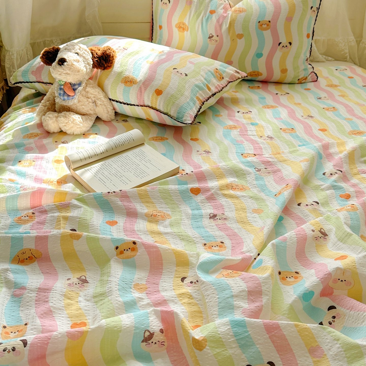 91家纺网 家纺一手货源 找家纺 优卡迪家纺馆 2025新款皱皱棉小花边床单（下载文件包含买家秀） 多彩小熊