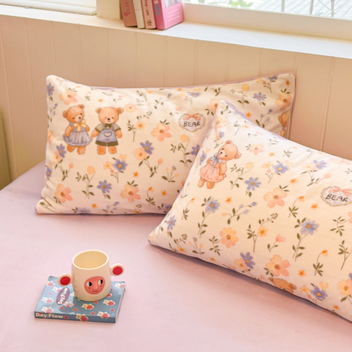 91家纺网 家纺一手货源 找家纺 佳汐蓝家纺 2025新款190克高克重牛奶绒印花四件套 情侣熊+丁香紫