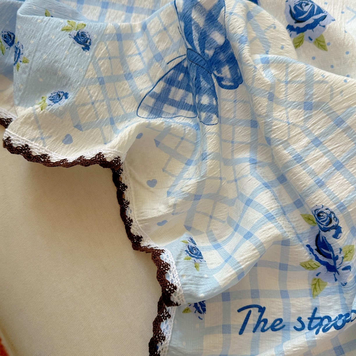 91家纺网 家纺一手货源 找家纺 优卡迪家纺馆 2025新款皱皱棉小花边床单（下载文件包含买家秀） 蓝玫之约