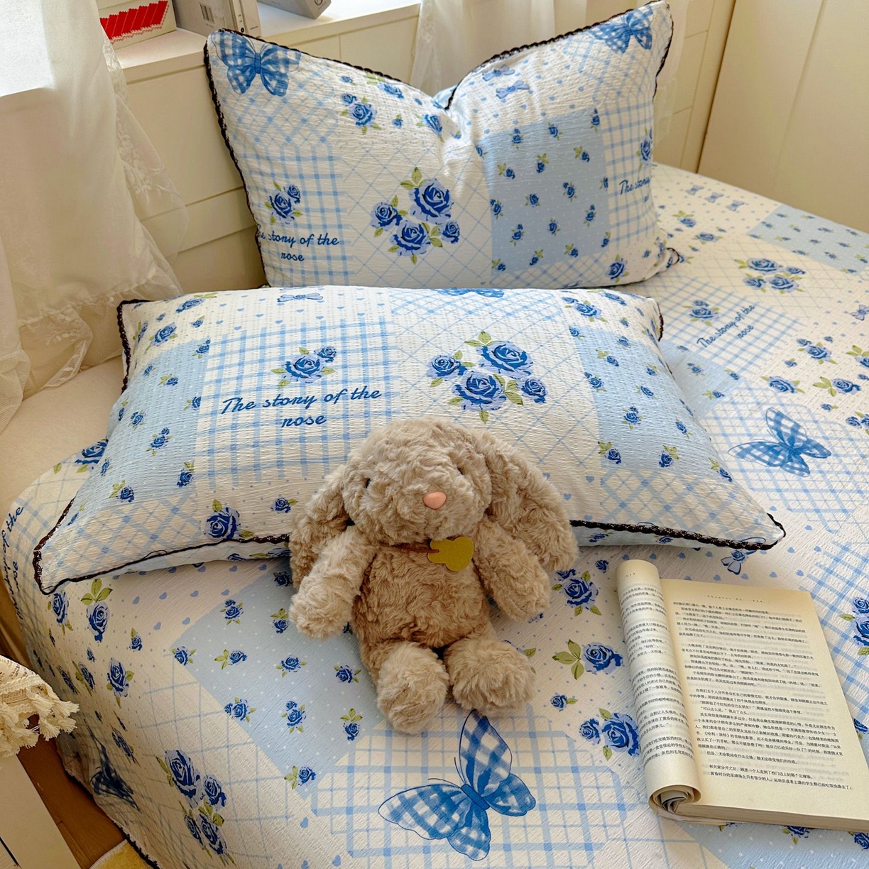 91家纺网 家纺一手货源 找家纺 优卡迪家纺馆 2025新款皱皱棉小花边床单（下载文件包含买家秀） 蓝玫之约