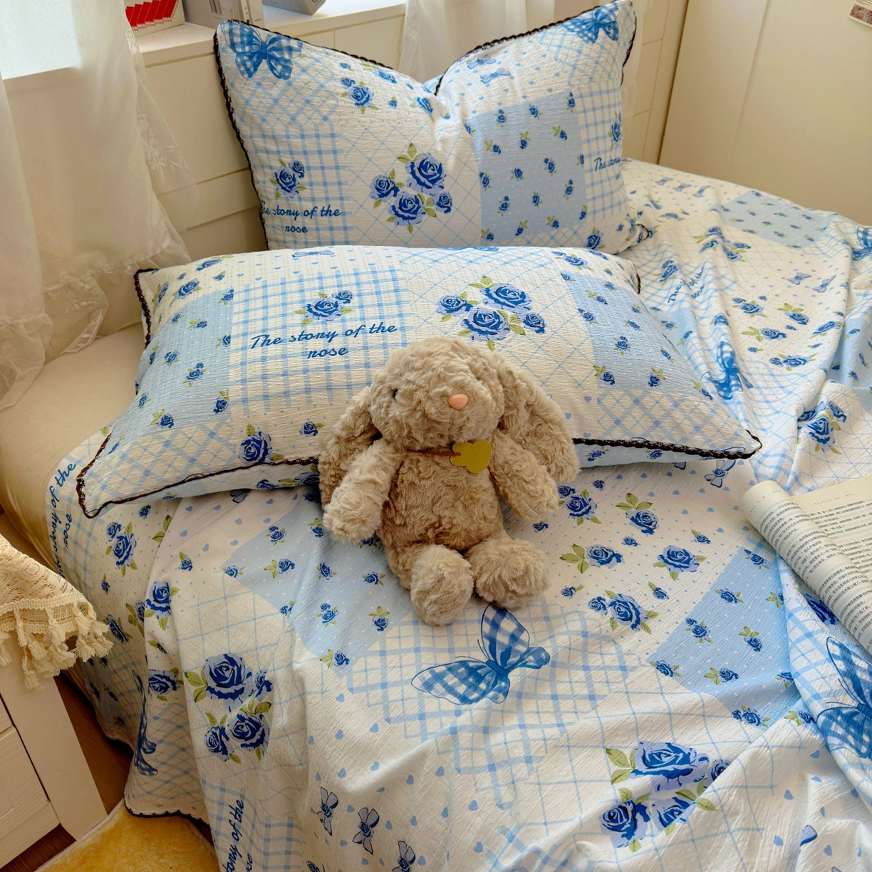 91家纺网 家纺一手货源 找家纺 优卡迪家纺馆 2025新款皱皱棉小花边床单（下载文件包含买家秀） 蓝玫之约