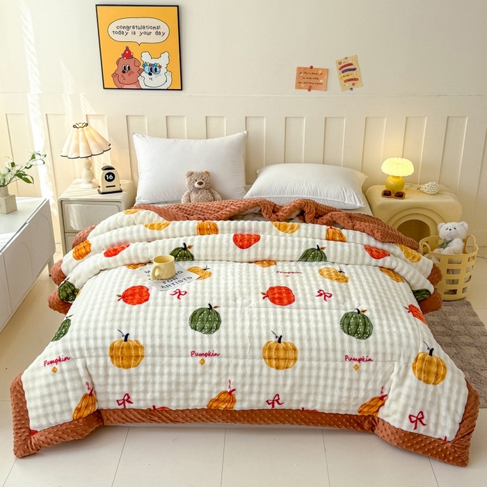 91家纺网 家纺一手货源 找家纺 宜梦家居 2025新款獭兔绒三层夹棉加厚豆豆棉被子被芯 南瓜