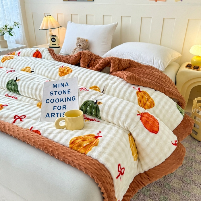 91家纺网 家纺一手货源 找家纺 宜梦家居 2025新款獭兔绒三层夹棉加厚豆豆棉被子被芯 南瓜