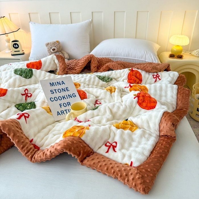 91家纺网 家纺一手货源 找家纺 宜梦家居 2025新款獭兔绒三层夹棉加厚豆豆棉被子被芯 南瓜