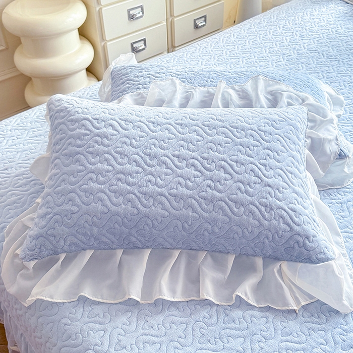 91家纺网 家纺一手货源 找家纺 （总）绒棉世家 2025秋冬新款A类加厚牛奶绒花边床盖款床裙四件套-浪漫蝴蝶结