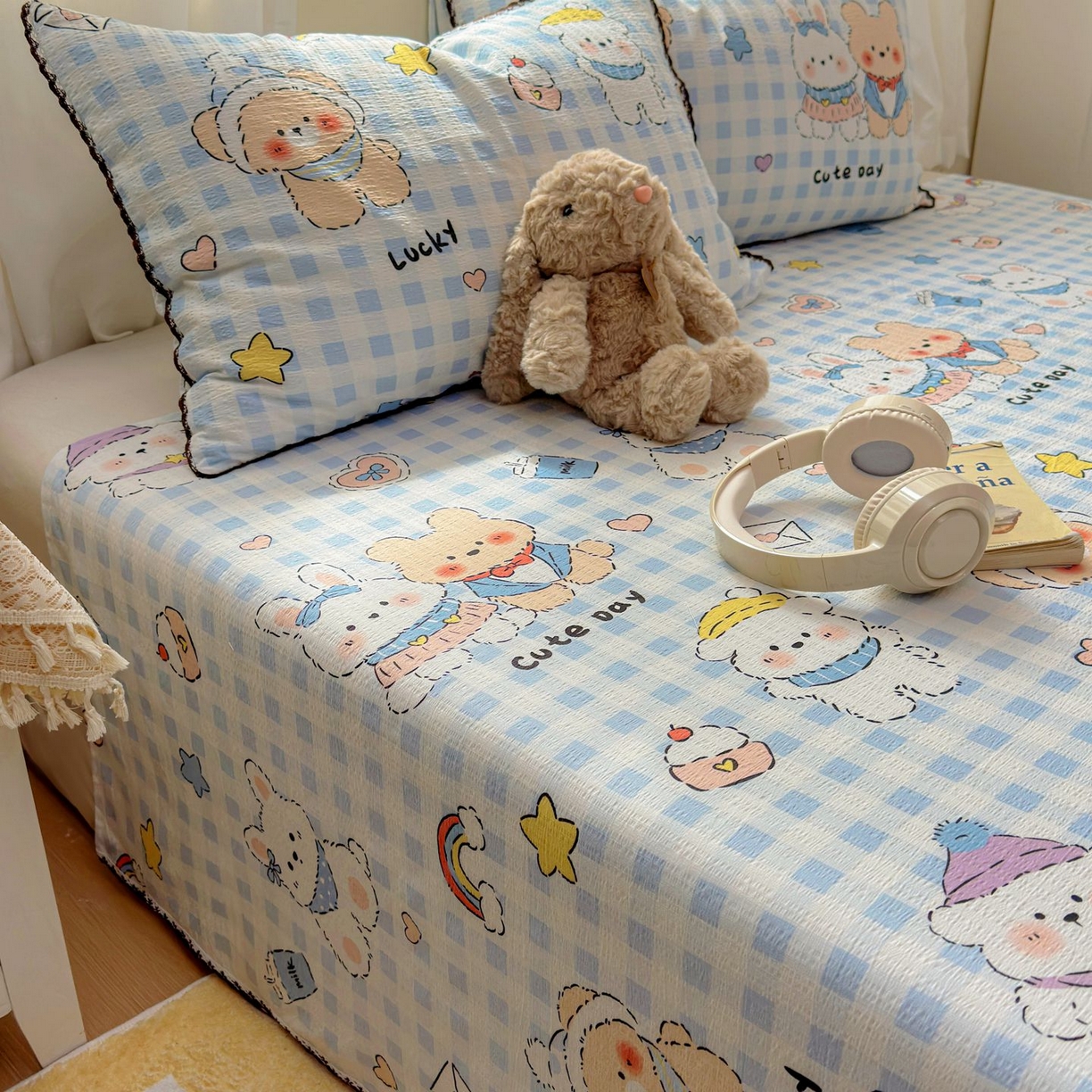 91家纺网 家纺一手货源 找家纺 优卡迪家纺馆 2025新款皱皱棉小花边床单（下载文件包含买家秀） 萌动