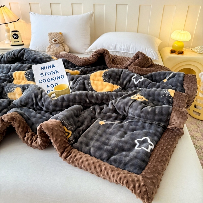 91家纺网 家纺一手货源 找家纺 宜梦家居 2025新款獭兔绒三层夹棉加厚豆豆棉被子被芯 星月