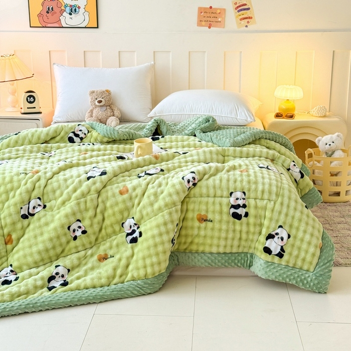 91家纺网 家纺一手货源 找家纺 宜梦家居 2025新款獭兔绒三层夹棉加厚豆豆棉被子被芯 熊猫