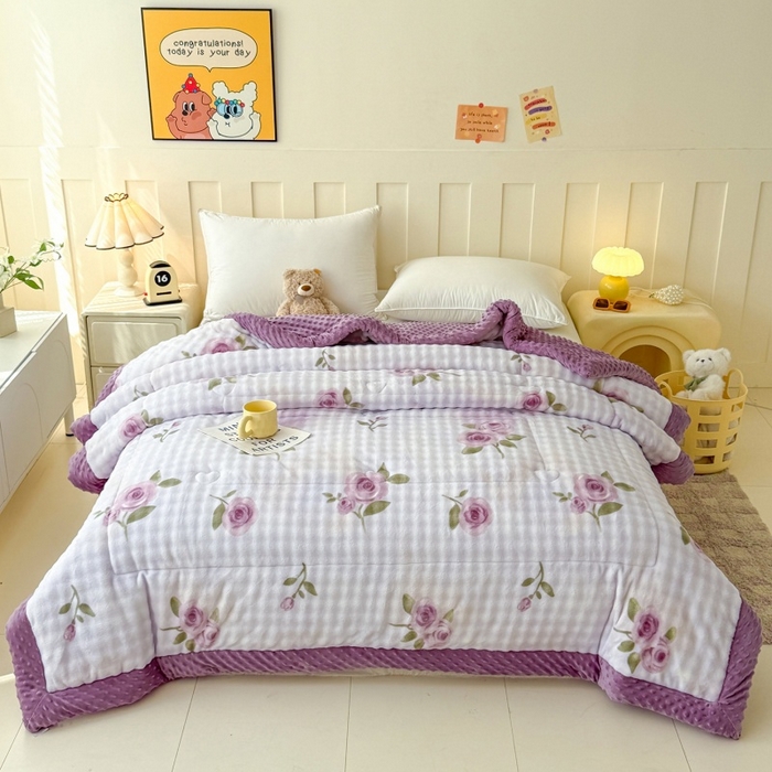 91家纺网 家纺一手货源 找家纺 宜梦家居 2025新款獭兔绒三层夹棉加厚豆豆棉被子被芯 紫花