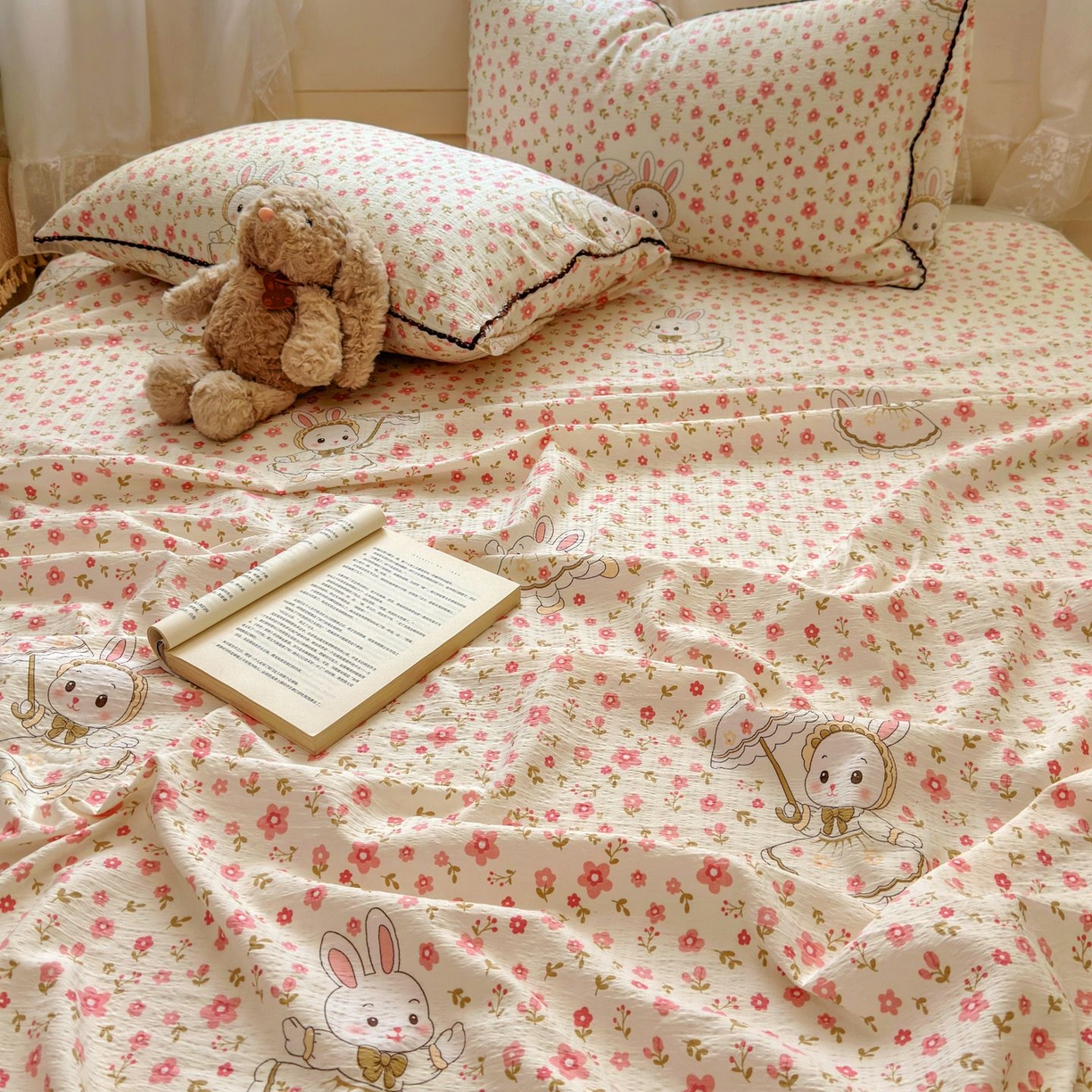 91家纺网 家纺一手货源 找家纺 优卡迪家纺馆 2025新款皱皱棉小花边床单（下载文件包含买家秀） 相见欢