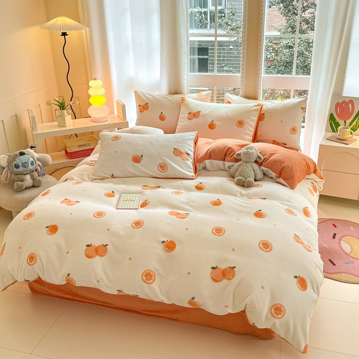 91家纺网 家纺一手货源 找家纺 佳汐蓝家纺 2025新款190克高克重牛奶绒印花四件套 橙心如意+爱玛橙