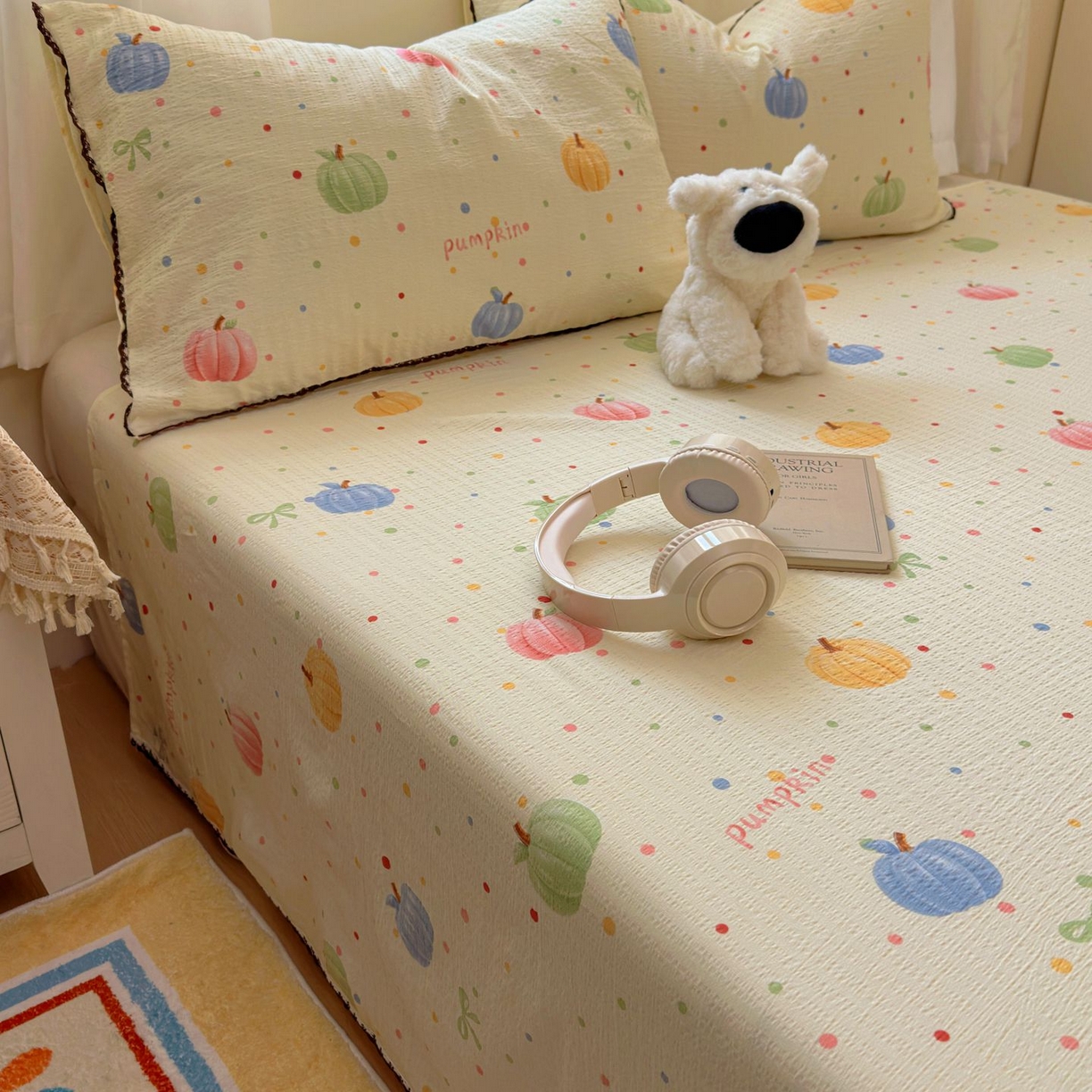 91家纺网 家纺一手货源 找家纺 优卡迪家纺馆 2025新款皱皱棉小花边床单（下载文件包含买家秀） 炫彩南瓜