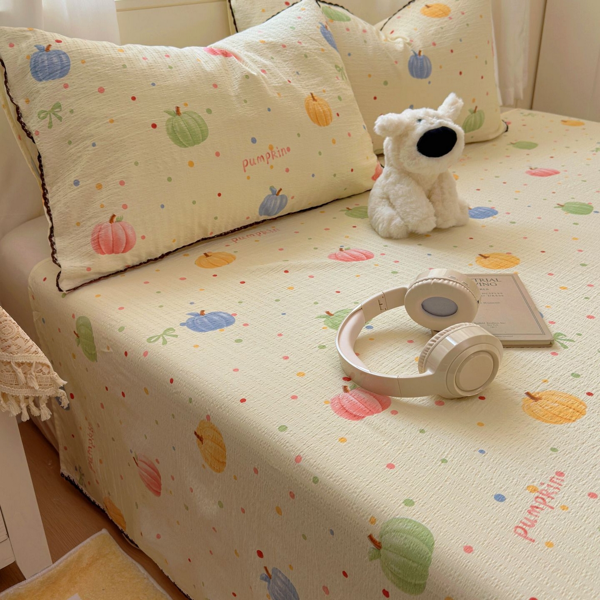 91家纺网 家纺一手货源 找家纺 优卡迪家纺馆 2025新款皱皱棉小花边床单（下载文件包含买家秀） 炫彩南瓜