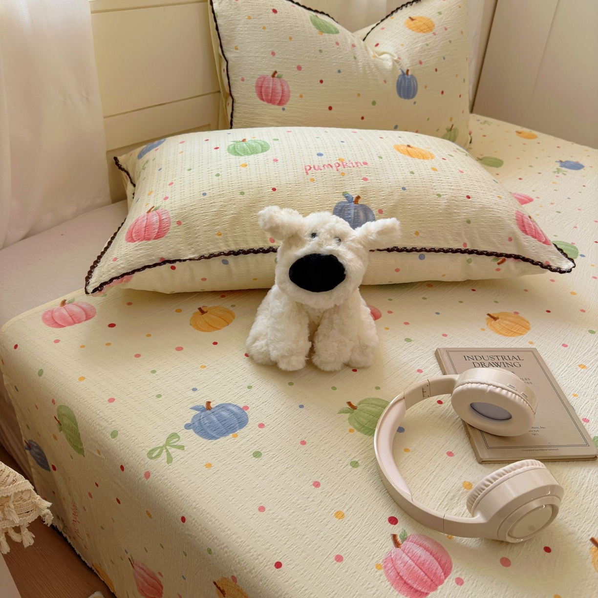 91家纺网 家纺一手货源 找家纺 优卡迪家纺馆 2025新款皱皱棉小花边床单（下载文件包含买家秀） 炫彩南瓜