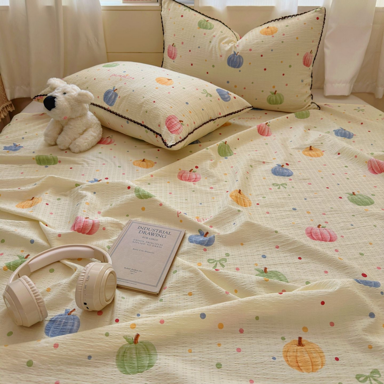 91家纺网 家纺一手货源 找家纺 优卡迪家纺馆 2025新款皱皱棉小花边床单（下载文件包含买家秀） 炫彩南瓜