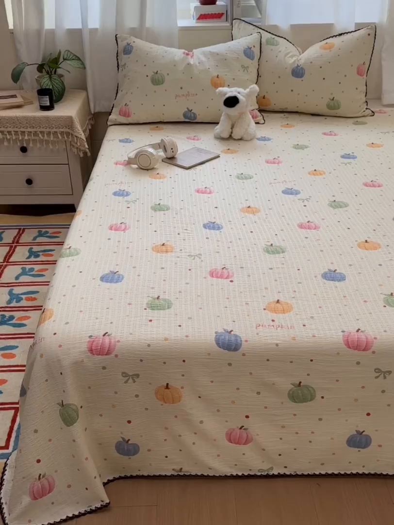 91家纺网 家纺一手货源 找家纺 优卡迪家纺馆 2025新款皱皱棉小花边床单（下载文件包含买家秀） 炫彩南瓜