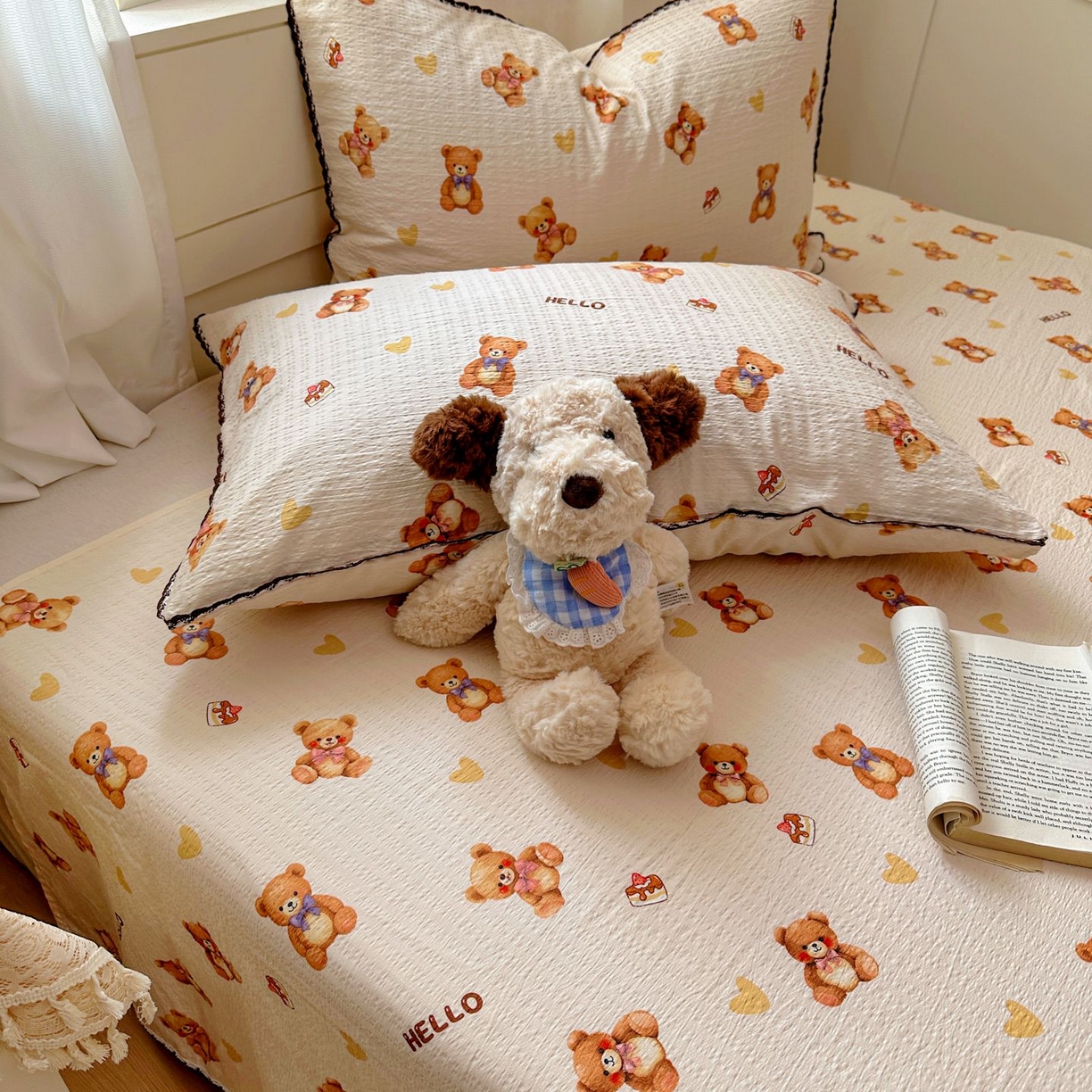 91家纺网 家纺一手货源 找家纺 优卡迪家纺馆 2025新款皱皱棉小花边床单（下载文件包含买家秀） 元气小熊