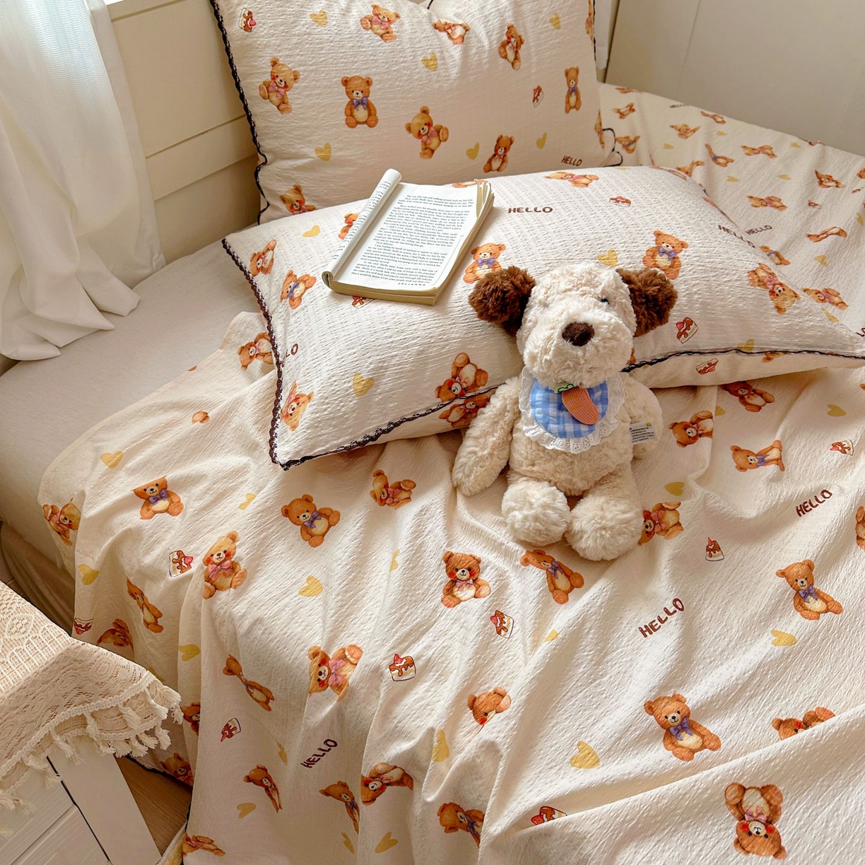 91家纺网 家纺一手货源 找家纺 优卡迪家纺馆 2025新款皱皱棉小花边床单（下载文件包含买家秀） 元气小熊