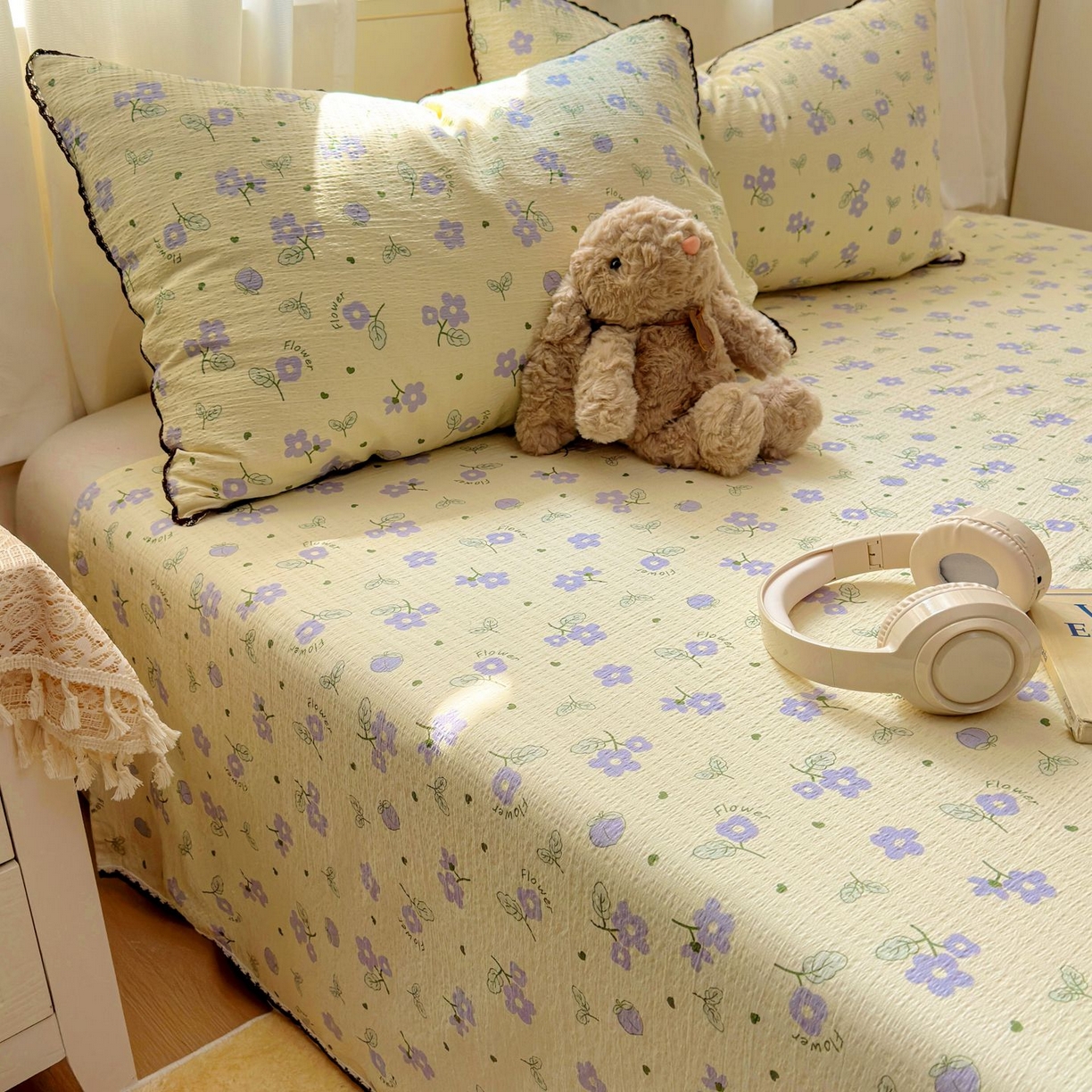 91家纺网 家纺一手货源 找家纺 优卡迪家纺馆 2025新款皱皱棉小花边床单（下载文件包含买家秀） 紫薇