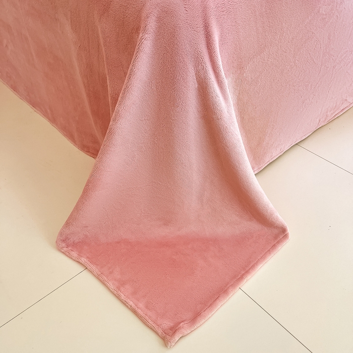 91家纺网 家纺一手货源 找家纺 佳汐蓝家纺 2025新款190克高克重牛奶绒印花四件套 花漫舞+梅子粉