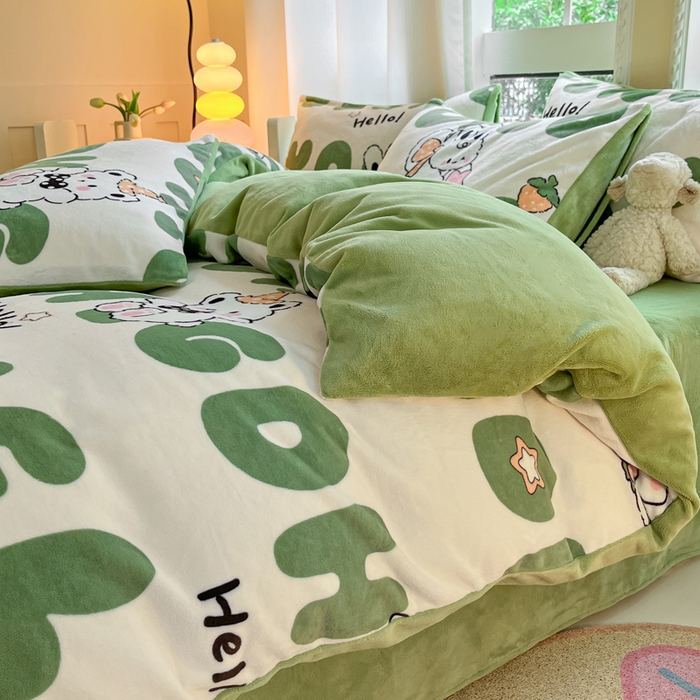 91家纺网 家纺一手货源 找家纺 佳汐蓝家纺 2025新款190克高克重牛奶绒印花四件套 莉菲兔