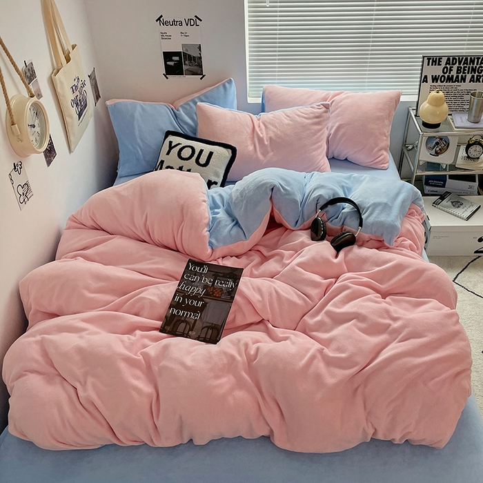 优卡迪家纺馆 2025新款牛奶绒纯色双拼四件套系列 玉粉天蓝